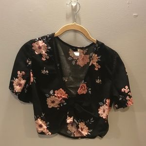 H&M Black Floral Crop Top